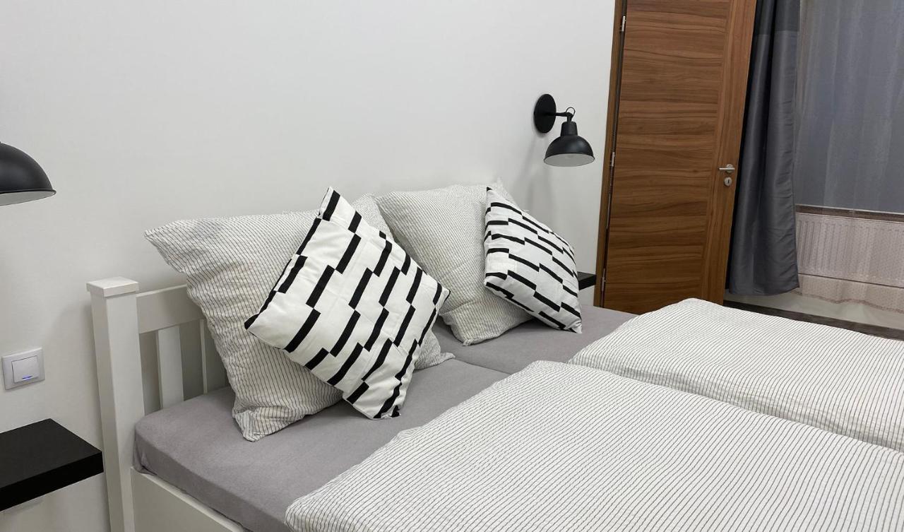 Hosoek Tornya Apartman 코세그 외부 사진